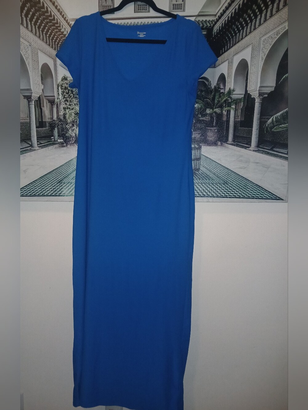 V Neck Maxi Dress in Vibrant Blue -